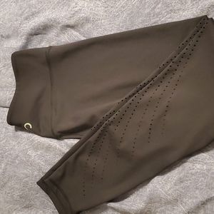 Beautiful leggings with laser cut details on calf area. I ordered the wrong size